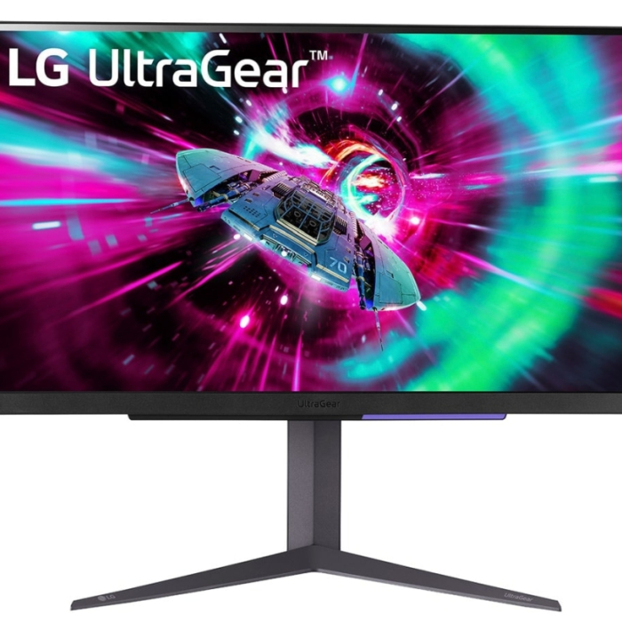 LG 27GR93U-B, 27", UltraGear IPS 1ms, AG, UHD 4K (3840x2160), 144Hz, HDR 400, 1000:1, 400cd/m2, DCI-P3 95%, USB3.0 (1up/2down), VRR, AMD Free-sync, NVIDIA G-Sync, HDMI, DisplayPort, Height Adjustable, Pivot, Tilt, Headphone Out, Black