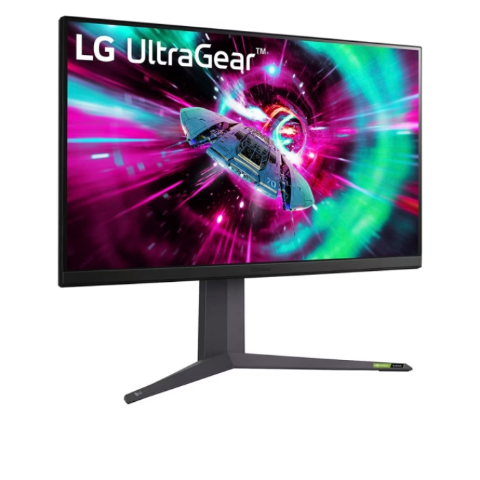 LG 32GR93U-B, 32", UltraGear IPS 1ms, AG, UHD 4K (3840x2160), 144Hz, HDR 400, 700:1, 400cd/m2, DCI-P3 95%, USB3.0 (1up/2down), VRR, AMD Free-sync, NVIDIA G-Sync, HDMI, DisplayPort, Height Adjustable, Pivot, Tilt, Headphone Out, Black (тъмнейл - 2)