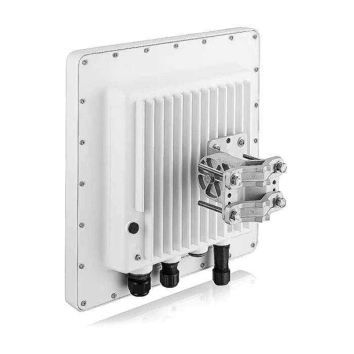 ZyXEL WBE665S, Ruggedised BE22K 4x4x4 MU-MIMO, Smart Antenna, Triple Radio, Incl 1 year Nebula Pro, 1x1/2.5/5/10 GB LAN port, PoE++ (802.3bt), Standalone/Nebula Cloud Managed, Excl (тъмнейл - 4)