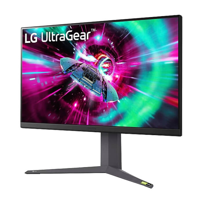 LG 32GR93U-B, 32", UltraGear IPS 1ms, AG, UHD 4K (3840x2160), 144Hz, HDR 400, 700:1, 400cd/m2, DCI-P3 95%, USB3.0 (1up/2down), VRR, AMD Free-sync, NVIDIA G-Sync, HDMI, DisplayPort, Height Adjustable, Pivot, Tilt, Headphone Out, Black ID 65078 (тъмнейл - 2)