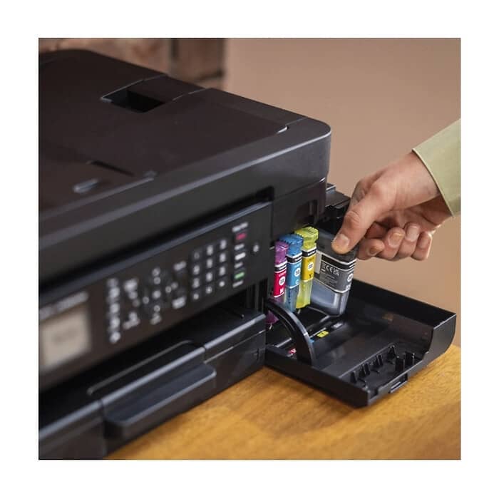 Brother LC527VAL Coloured Multipack Ink Cartridge for MFCJ5010DW/MFCJ5110DW ID 99404 (тъмнейл - 4)