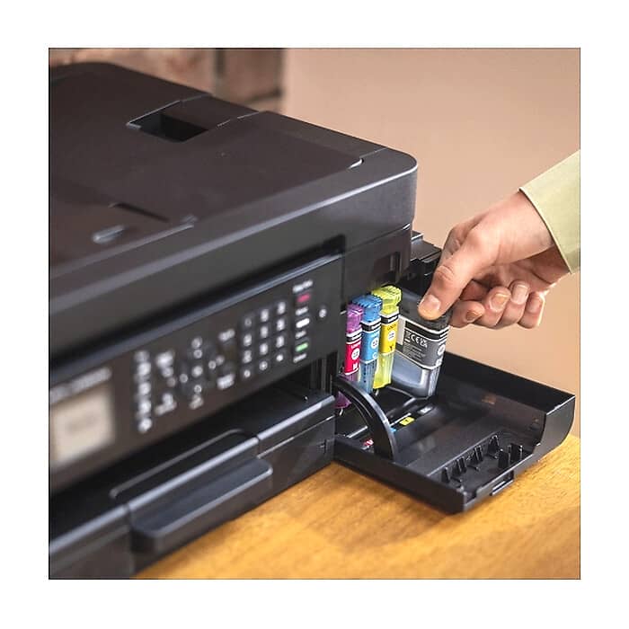 Brother LC527C Cyan Ink Cartridge for MFCJ5010DW/MFCJ5110DW - 900 page yield ID 99407 (тъмнейл - 4)